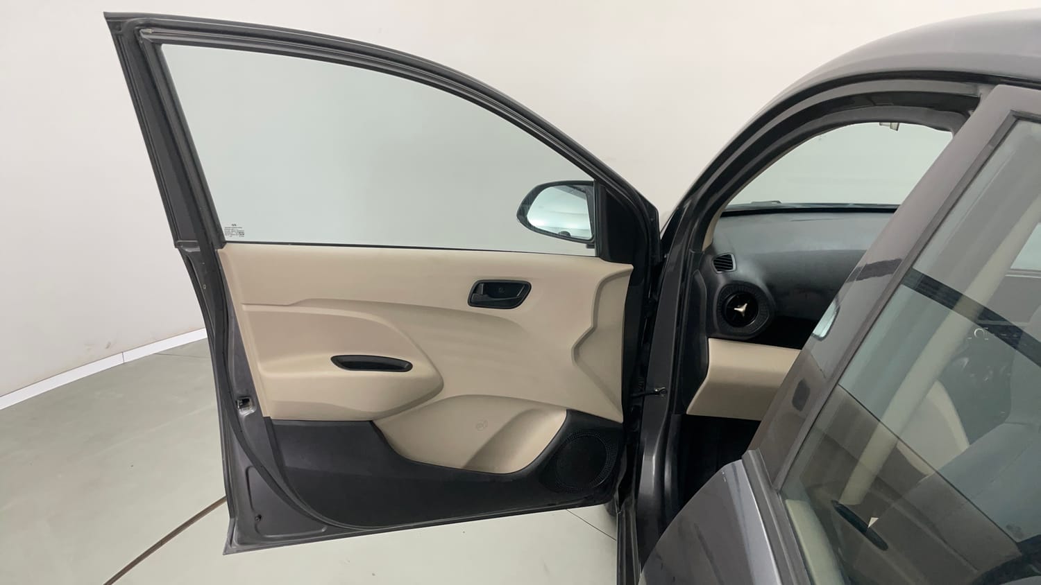 Used 2021 Hyundai Santro Sportz Petrol Manual interior LEFT FRONT DOOR OPEN VIEW