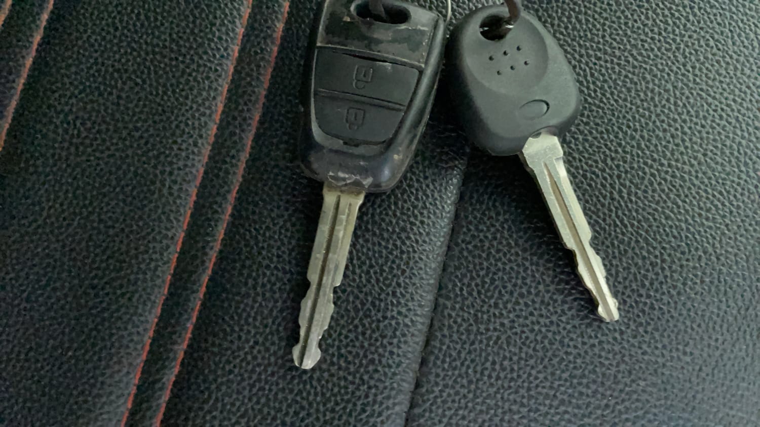 Used 2015 Hyundai Grand i10 Magna 1.2 Kappa VTVT Petrol Manual extra CAR KEY VIEW