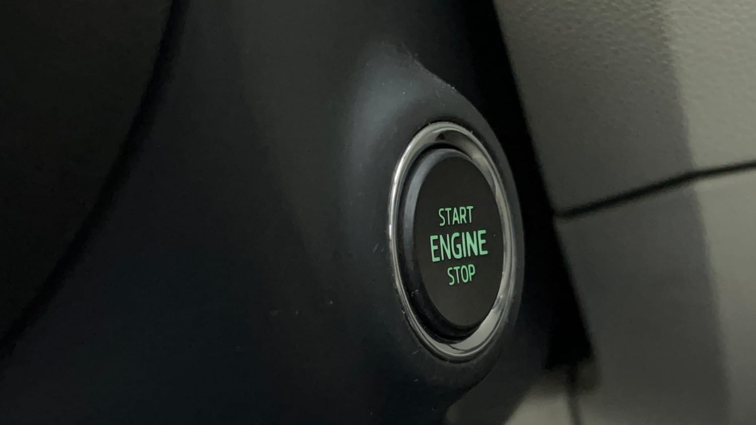 Used 2018 Skoda Octavia 1.8 TSI L&K Petrol Automatic top_features Keyless start
