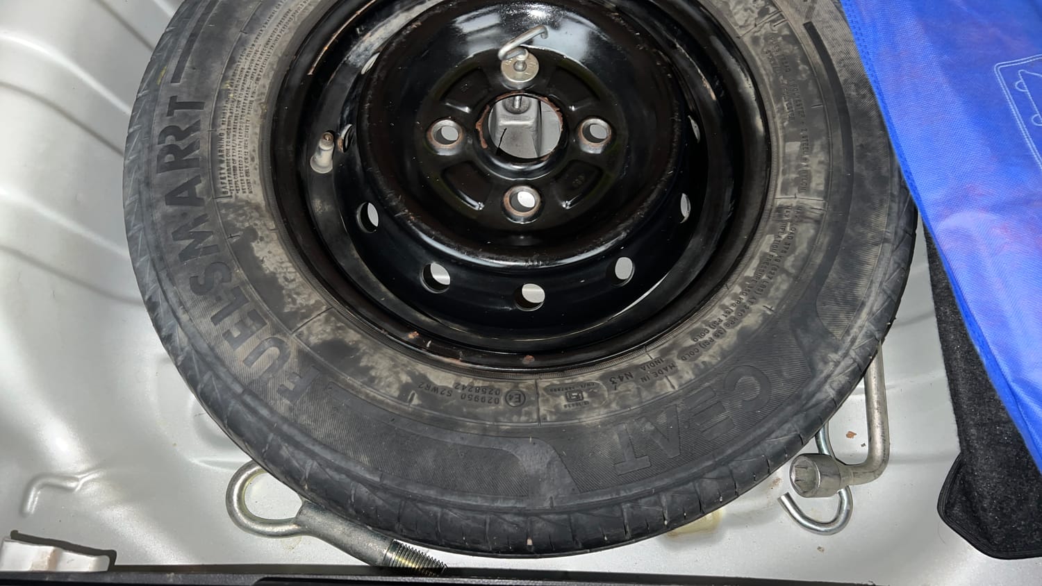 Used 2021 Maruti Suzuki Alto 800 VXi Petrol Manual tyres SPARE TYRE VIEW