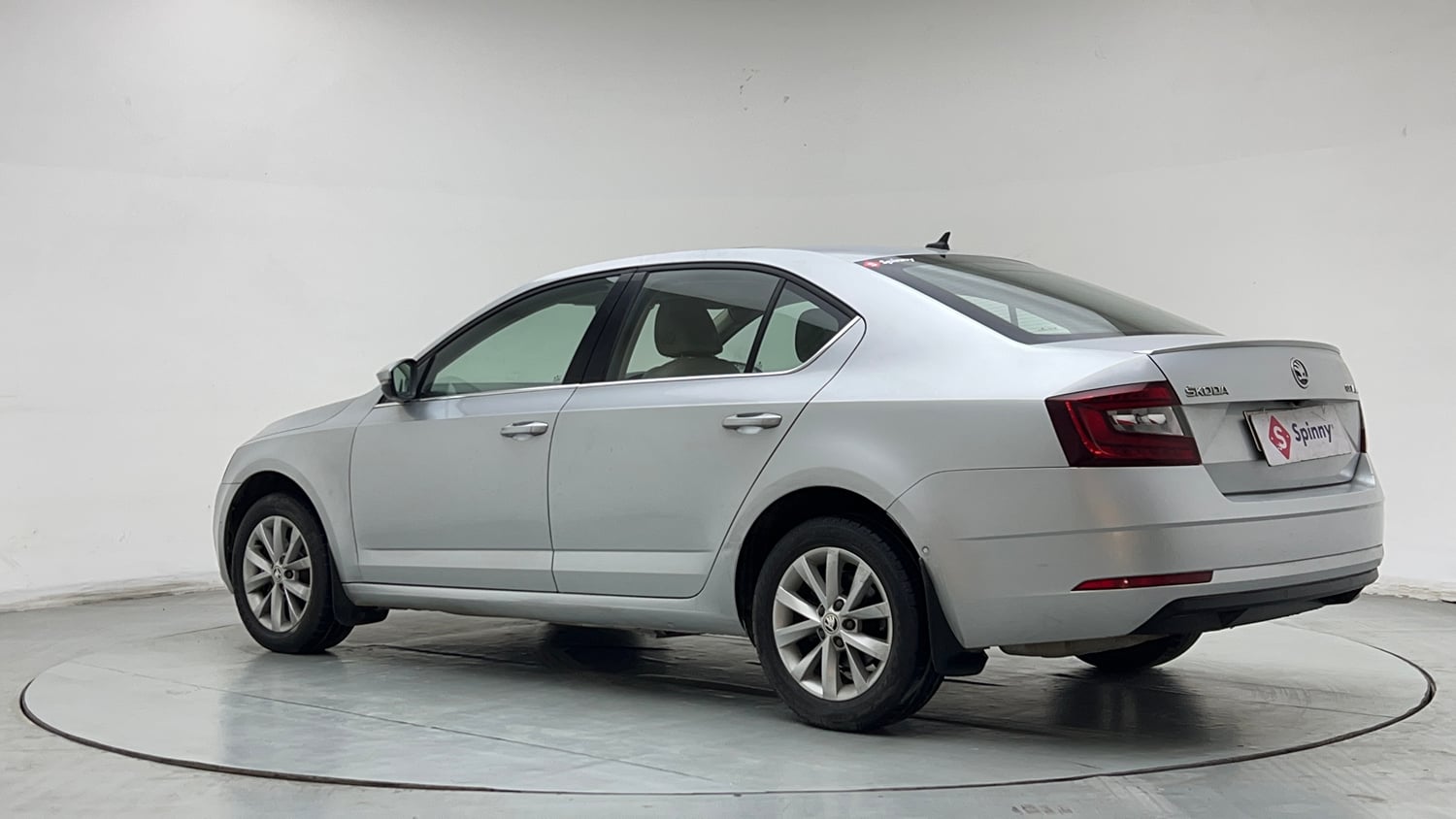 Used 2018 Skoda Octavia 1.8 TSI L&K Petrol Automatic exterior LEFT REAR CORNER VIEW