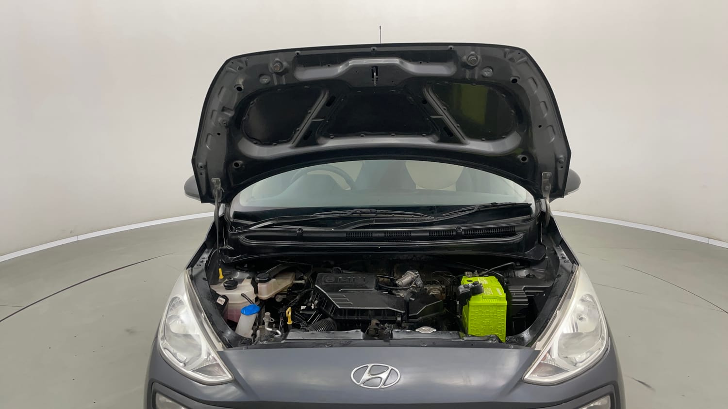 Used 2021 Hyundai Santro Sportz Petrol Manual engine ENGINE & BONNET OPEN FRONT VIEW