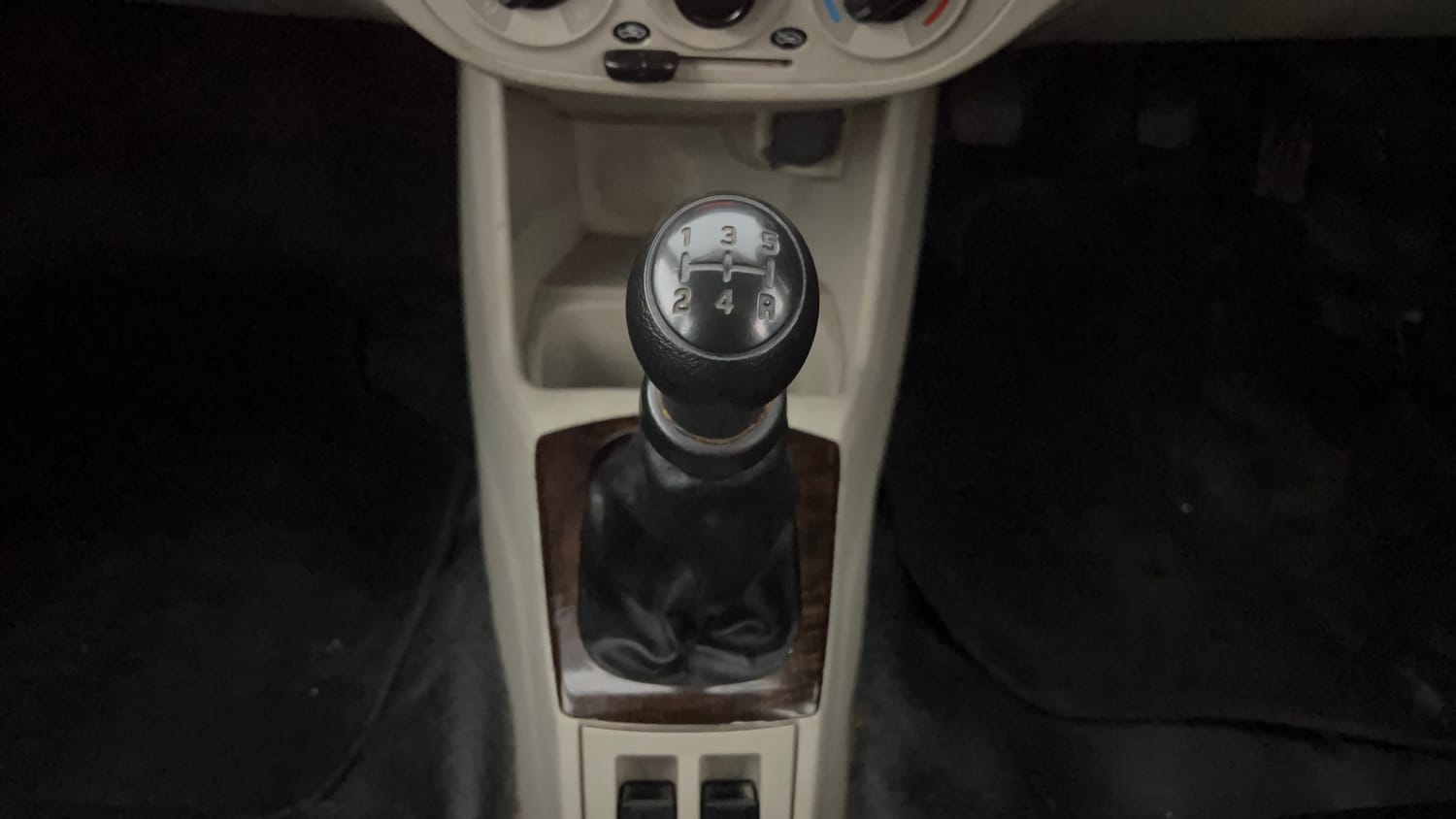 Used 2021 Maruti Suzuki Alto 800 VXi Petrol Manual interior GEAR  KNOB VIEW