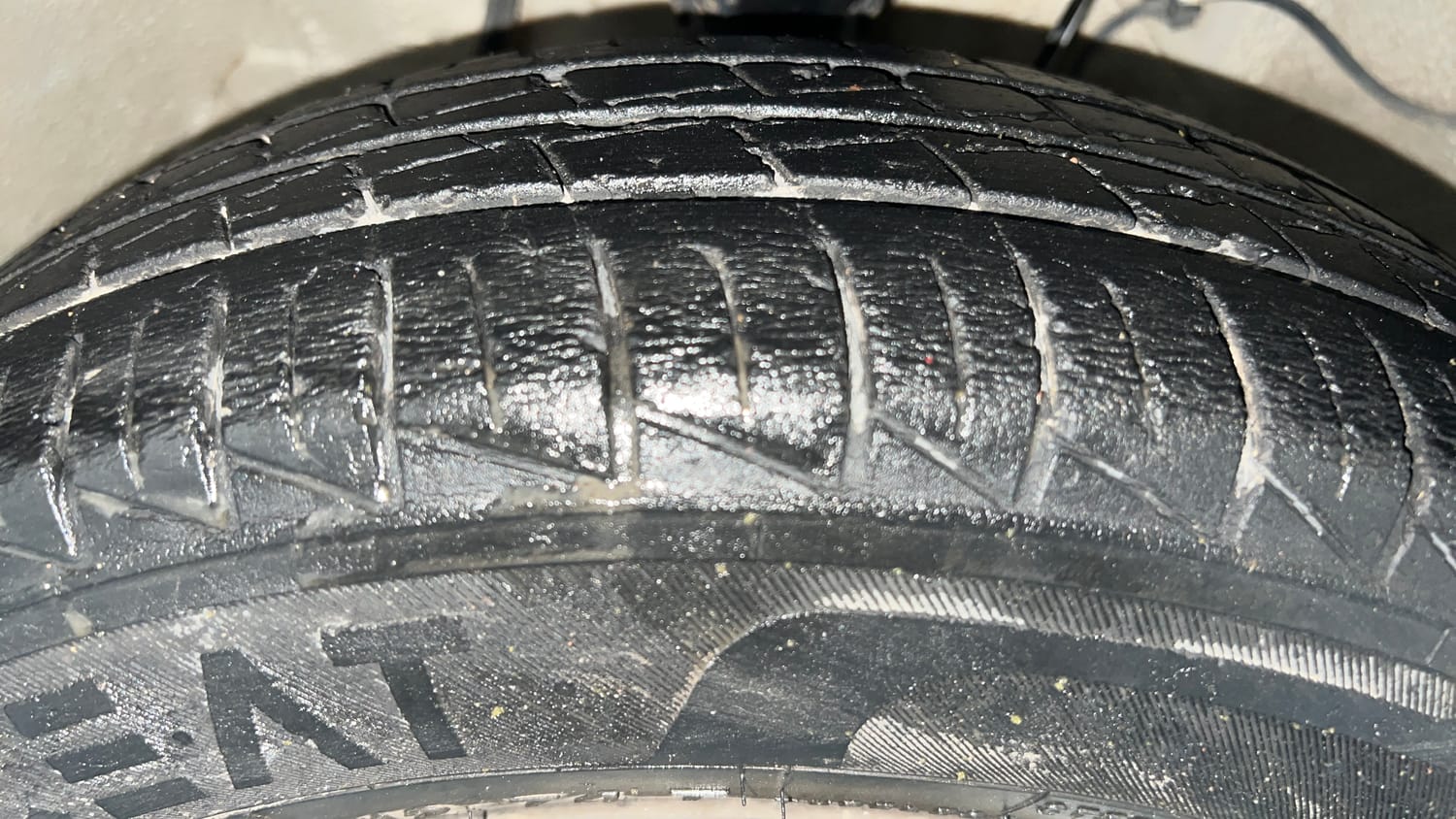 Used 2021 Maruti Suzuki Alto 800 VXi Petrol Manual tyres RIGHT FRONT TYRE TREAD VIEW