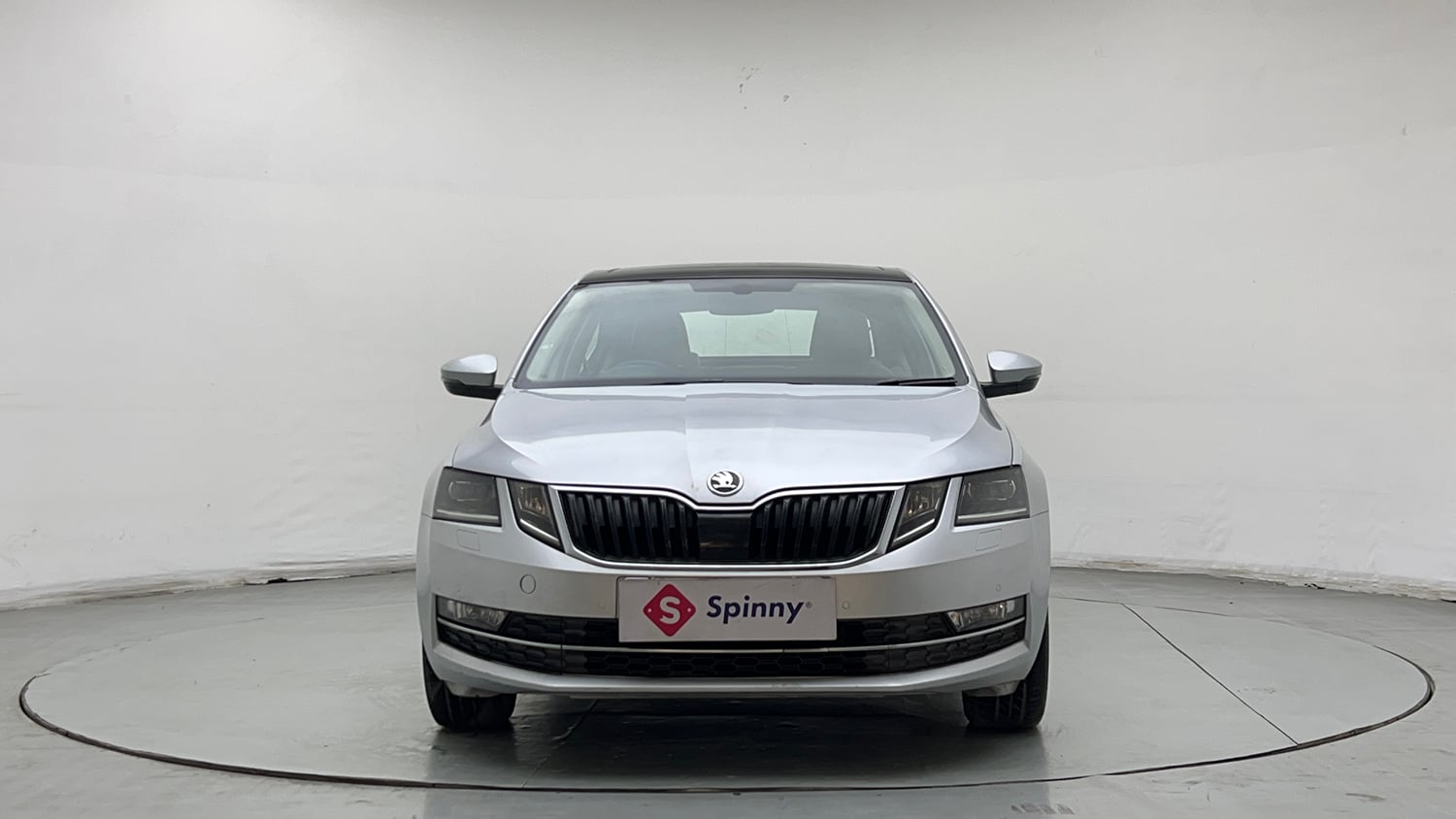 Used 2018 Skoda Octavia 1.8 TSI L&K Petrol Automatic exterior FRONT VIEW