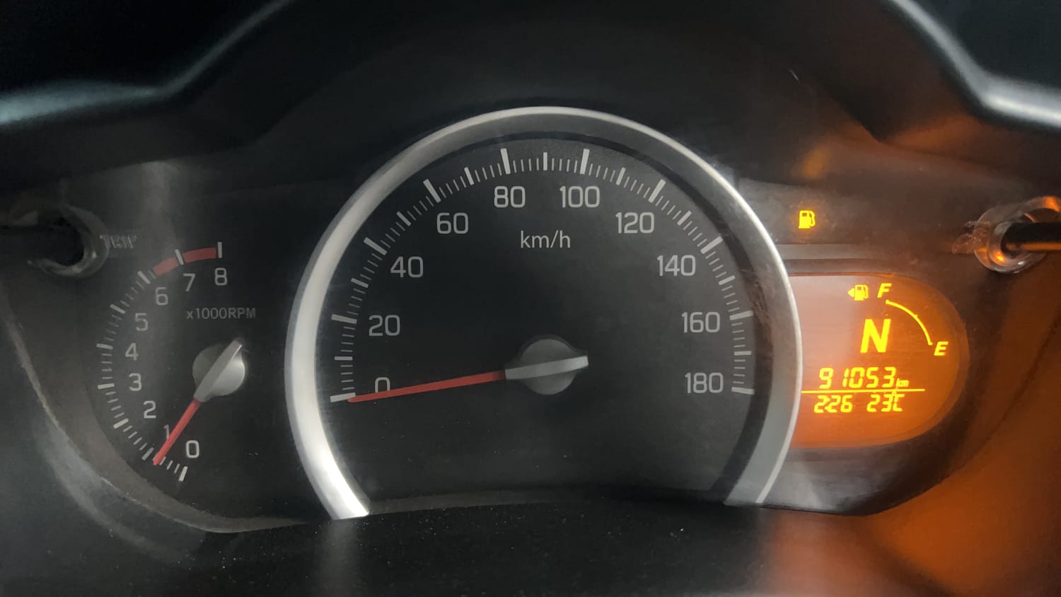 Used 2014 Maruti Suzuki Celerio VXi AMT Petrol Automatic interior CLUSTERMETER VIEW