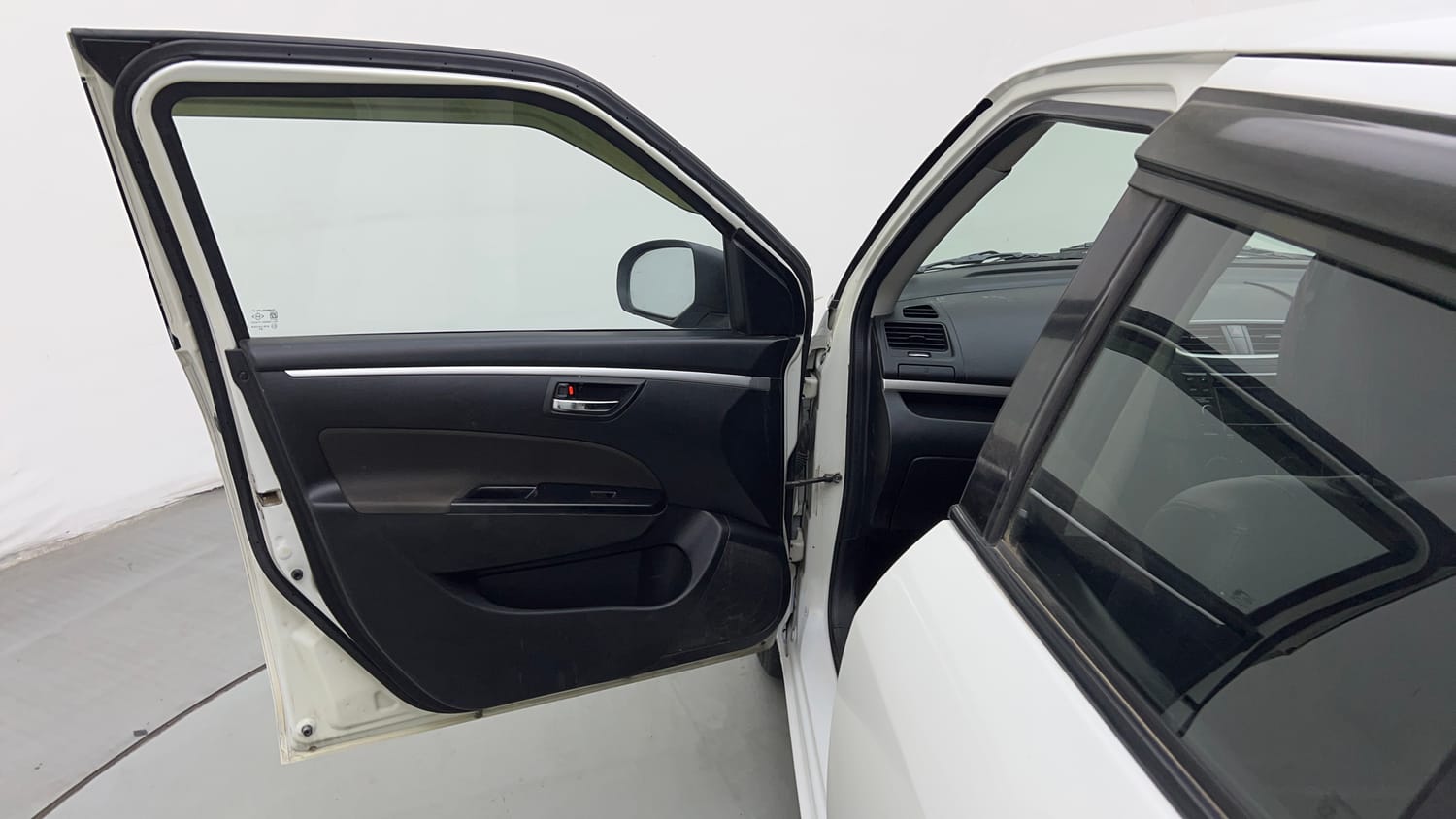 Used 2016 Maruti Suzuki Swift VXi Petrol Manual interior LEFT FRONT DOOR OPEN VIEW