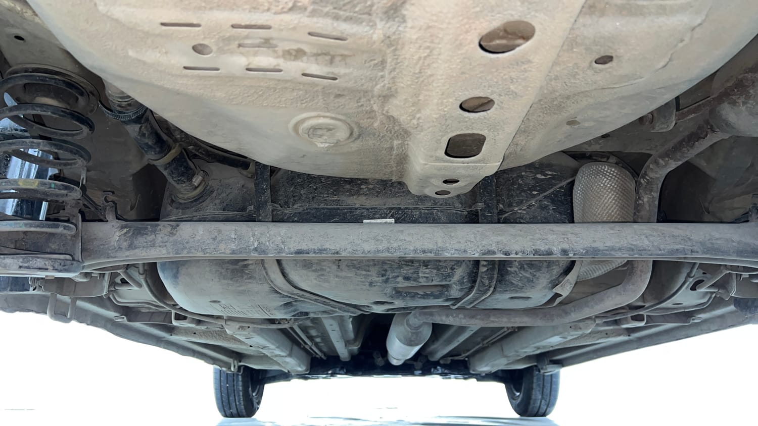 Used 2016 Maruti Suzuki Swift VXi Petrol Manual extra REAR UNDERBODY VIEW (TAKEN FROM REAR)