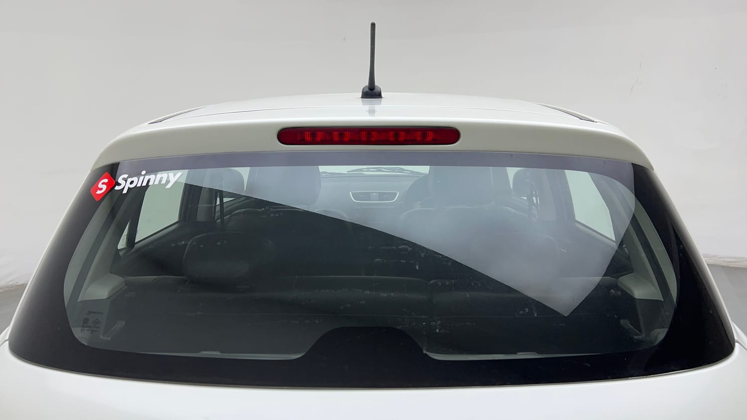Used 2016 Maruti Suzuki Swift VXi Petrol Manual exterior BACK WINDSHIELD VIEW