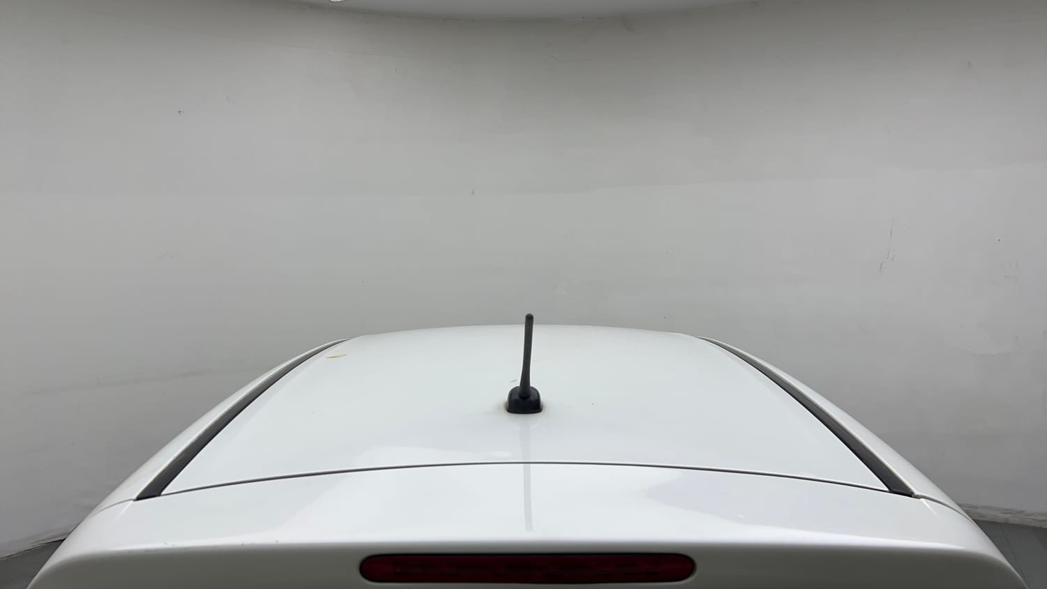 Used 2016 Maruti Suzuki Swift VXi Petrol Manual exterior EXTERIOR ROOF VIEW