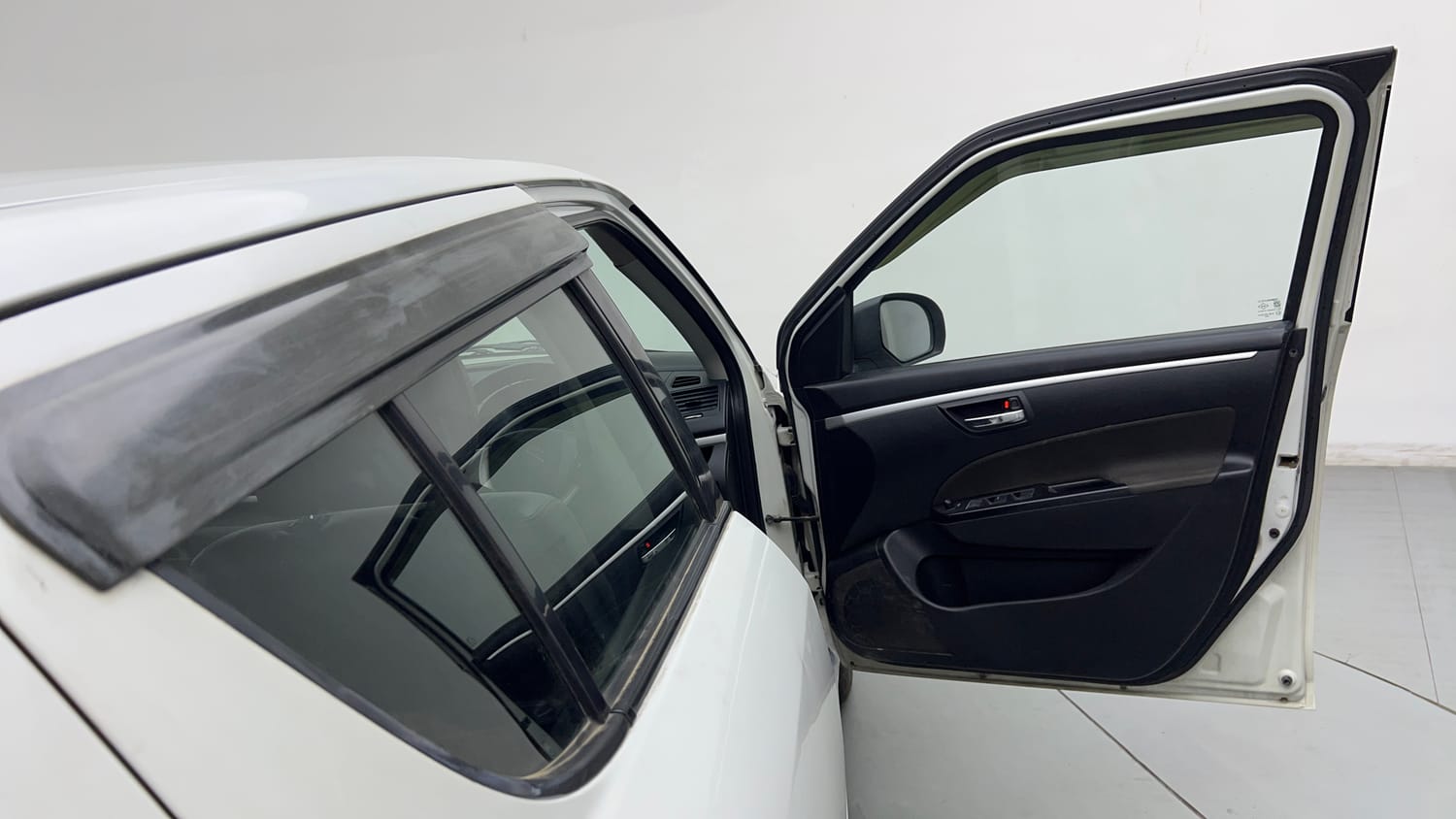Used 2016 Maruti Suzuki Swift VXi Petrol Manual interior RIGHT FRONT DOOR OPEN VIEW