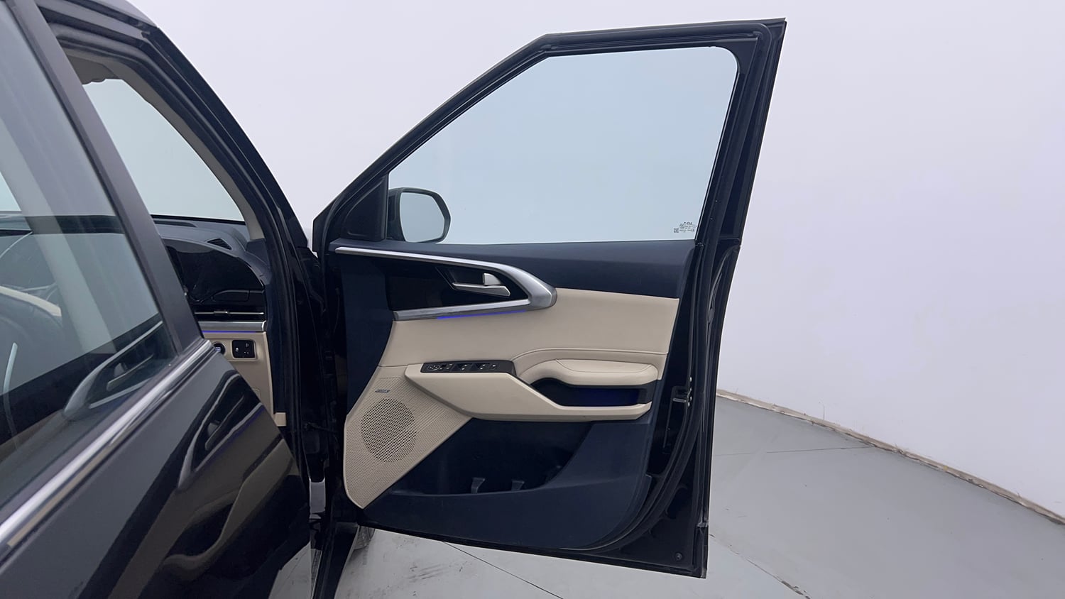 Used 2022 Kia Carens Luxury Plus 1.5 Diesel AT 7 STR Diesel Automatic interior RIGHT FRONT DOOR OPEN VIEW
