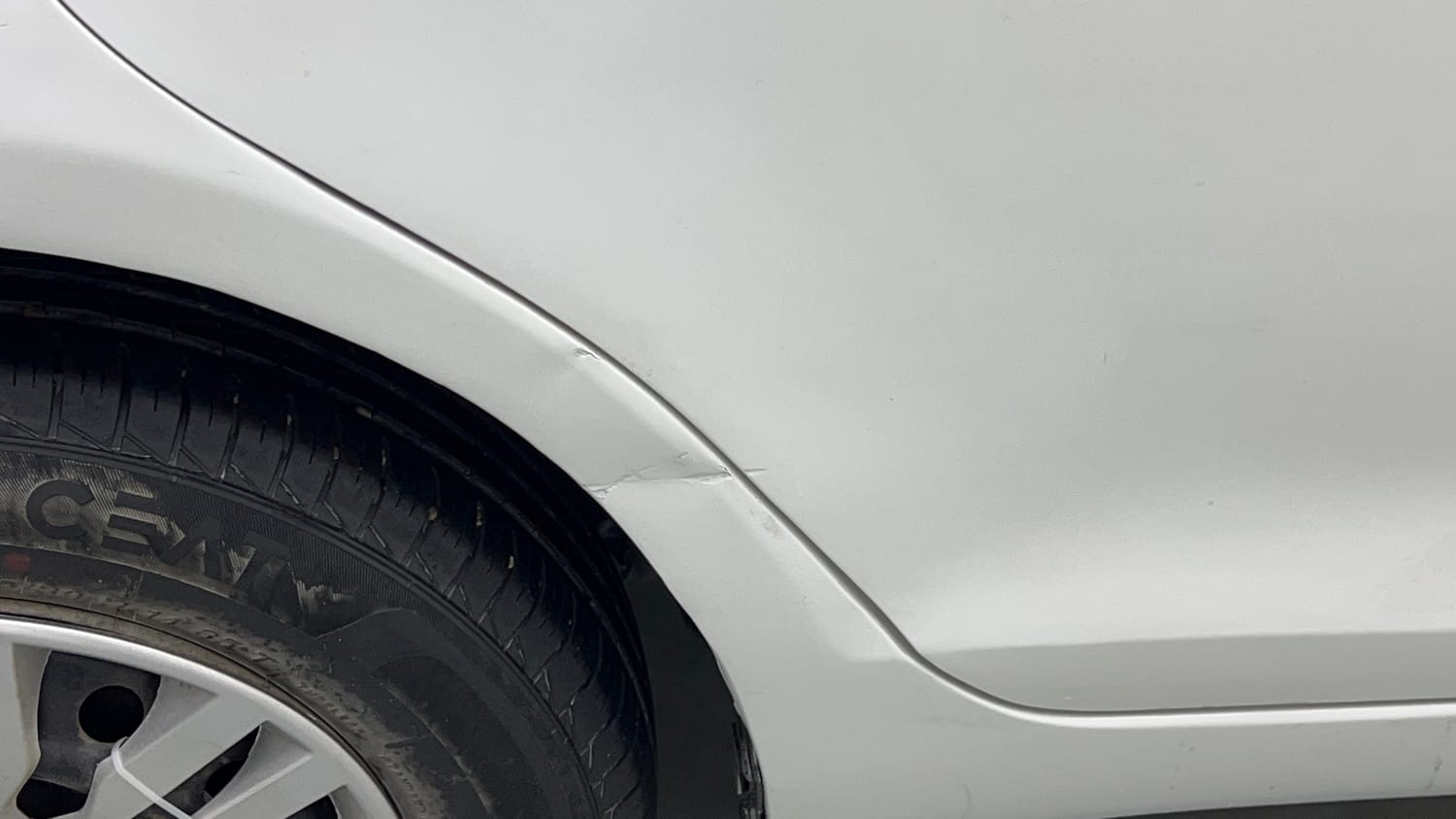 Used 2016 Maruti Suzuki Swift VXi Petrol Manual dents MINOR SCRATCH