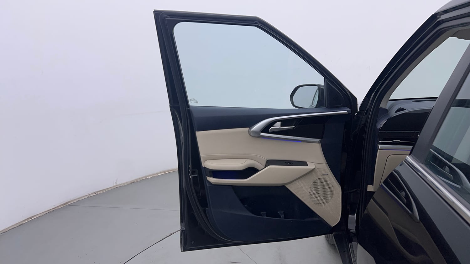 Used 2022 Kia Carens Luxury Plus 1.5 Diesel AT 7 STR Diesel Automatic interior LEFT FRONT DOOR OPEN VIEW