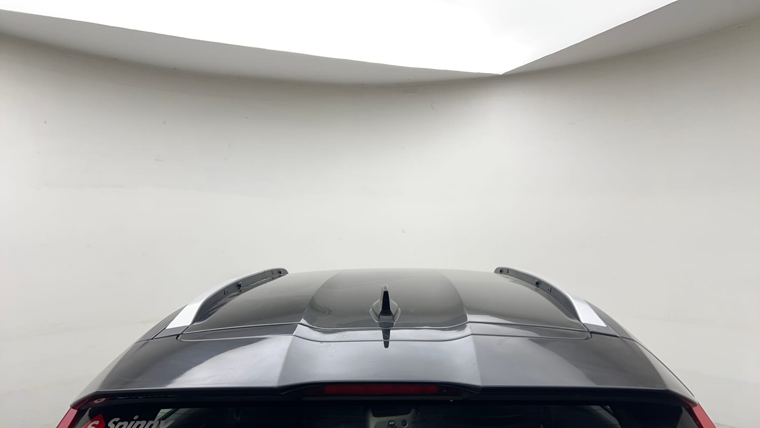 Used 2023 Nissan Magnite XV Dual Tone Petrol Manual exterior EXTERIOR ROOF VIEW