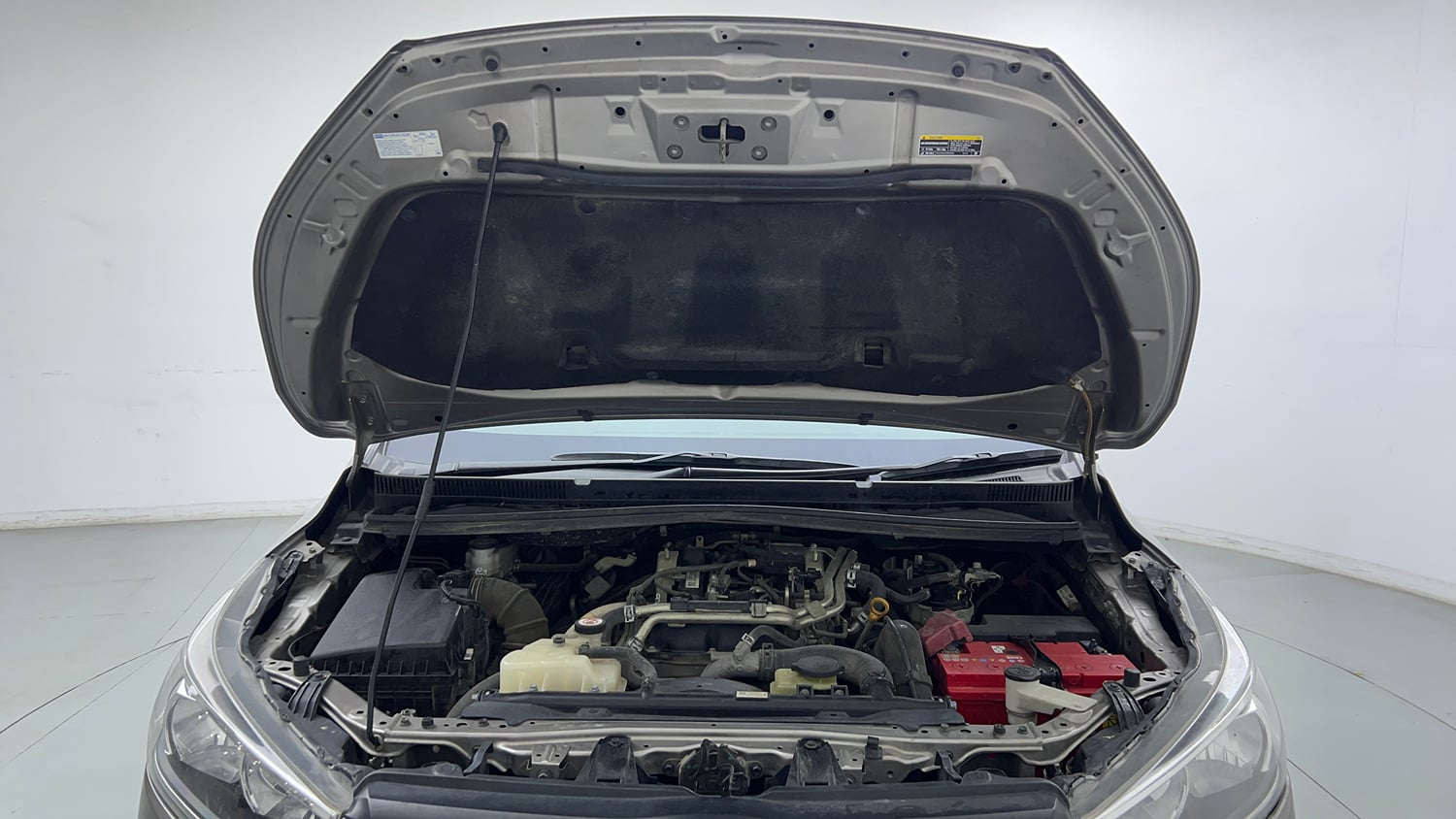 Used 2017 Toyota Innova Crysta 2.4 G 8 STR Diesel Manual engine ENGINE & BONNET OPEN FRONT VIEW