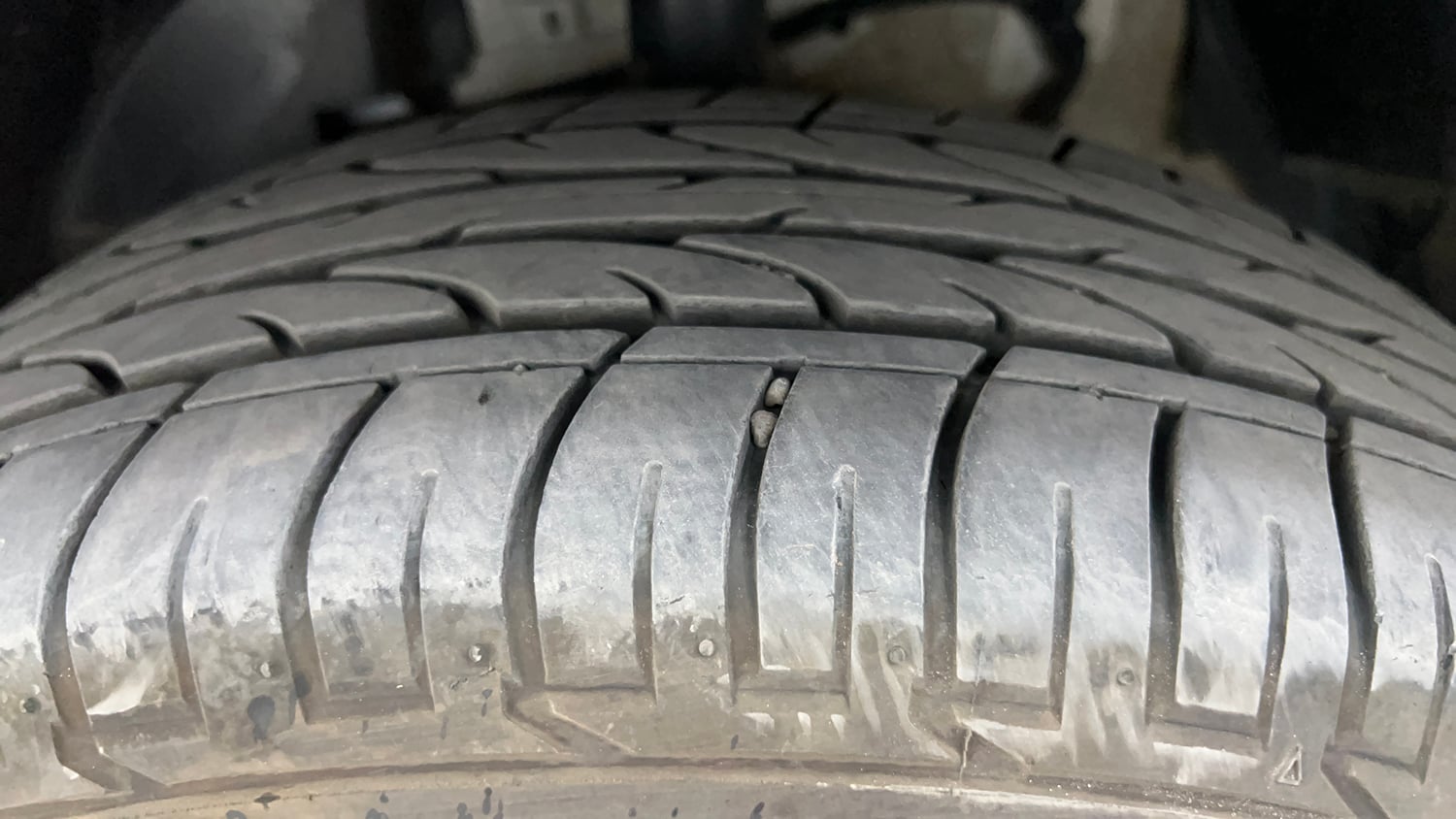 Used 2024 Tata Curvv Creative 1.5 Kryojet Diesel 6MT Diesel Manual tyres LEFT FRONT TYRE TREAD VIEW