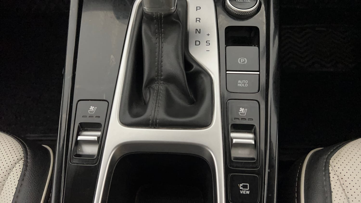 Used 2024 Hyundai Creta SX (O) 1.5 Petrol IVT Petrol Automatic top_features Ventilated seats
