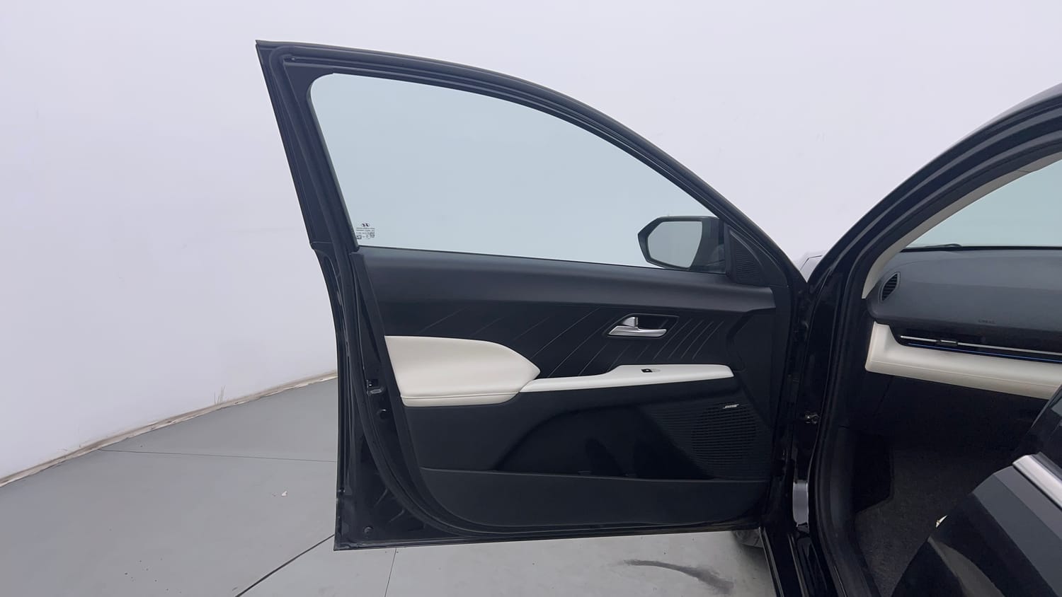 Used 2026 Hyundai Verna SX (O) 1.5 Turbo Petrol MT Petrol Manual interior LEFT FRONT DOOR OPEN VIEW