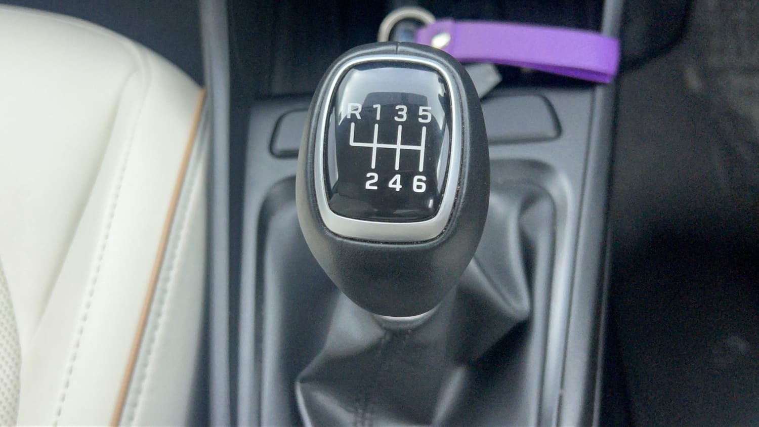 Used 2026 Hyundai Verna SX (O) 1.5 Turbo Petrol MT Petrol Manual interior GEAR  KNOB VIEW