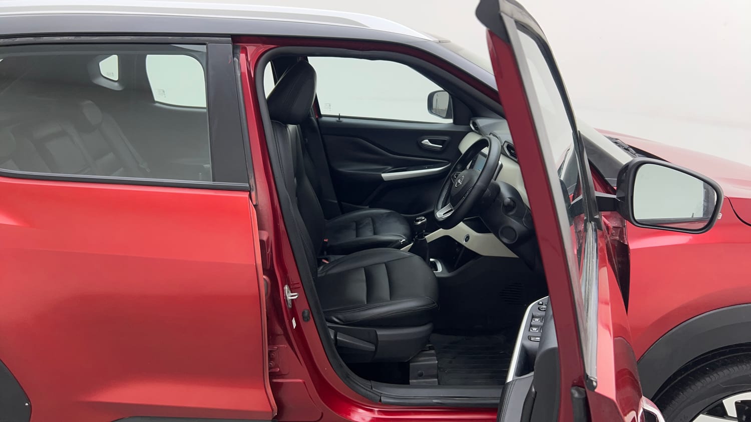 Used 2023 Nissan Magnite XV Dual Tone Petrol Manual interior RIGHT SIDE FRONT DOOR CABIN VIEW