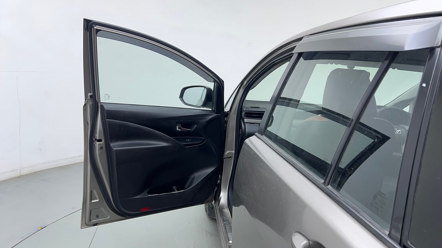 Used 2017 Toyota Innova Crysta 2.4 G 8 STR Diesel Manual interior LEFT FRONT DOOR OPEN VIEW