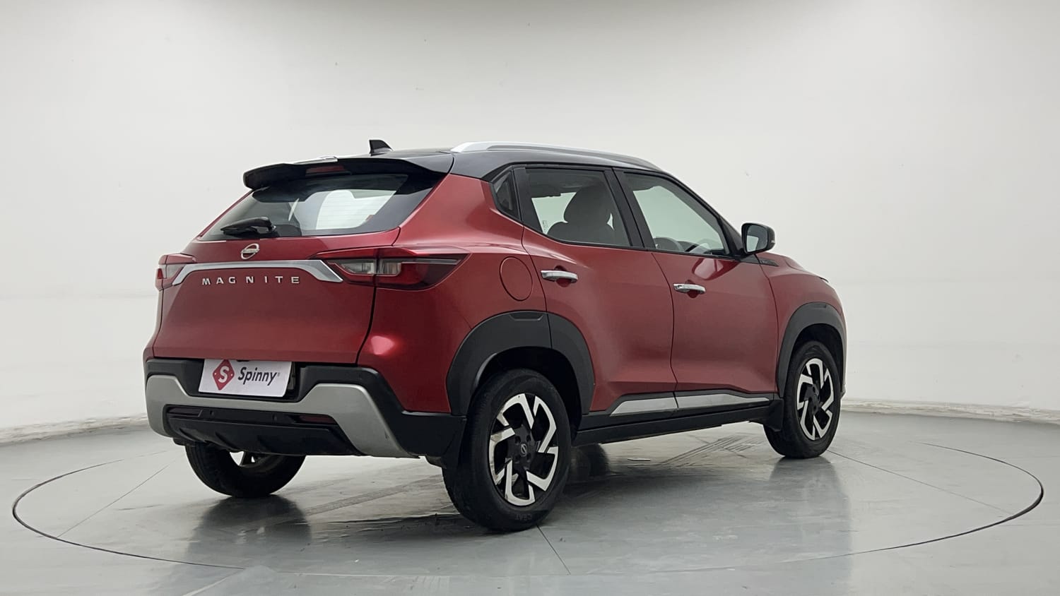 Used 2023 Nissan Magnite XV Dual Tone Petrol Manual exterior RIGHT REAR CORNER VIEW