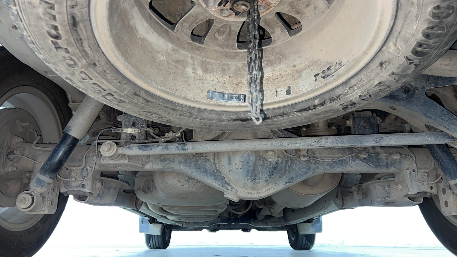 Used 2017 Toyota Innova Crysta 2.4 G 8 STR Diesel Manual extra REAR UNDERBODY VIEW (TAKEN FROM REAR)