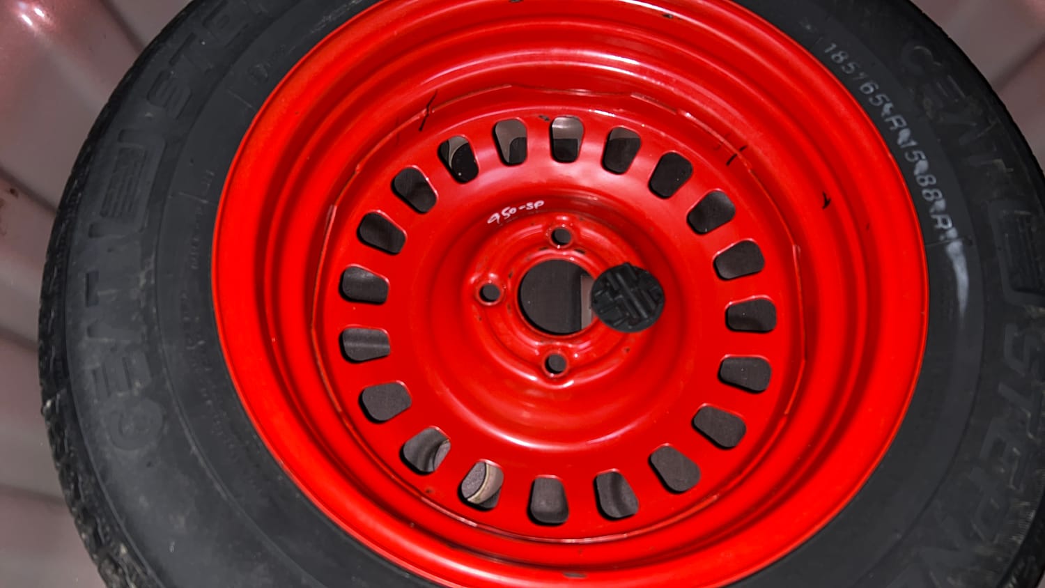 Used 2023 Nissan Magnite XV Dual Tone Petrol Manual tyres SPARE TYRE VIEW