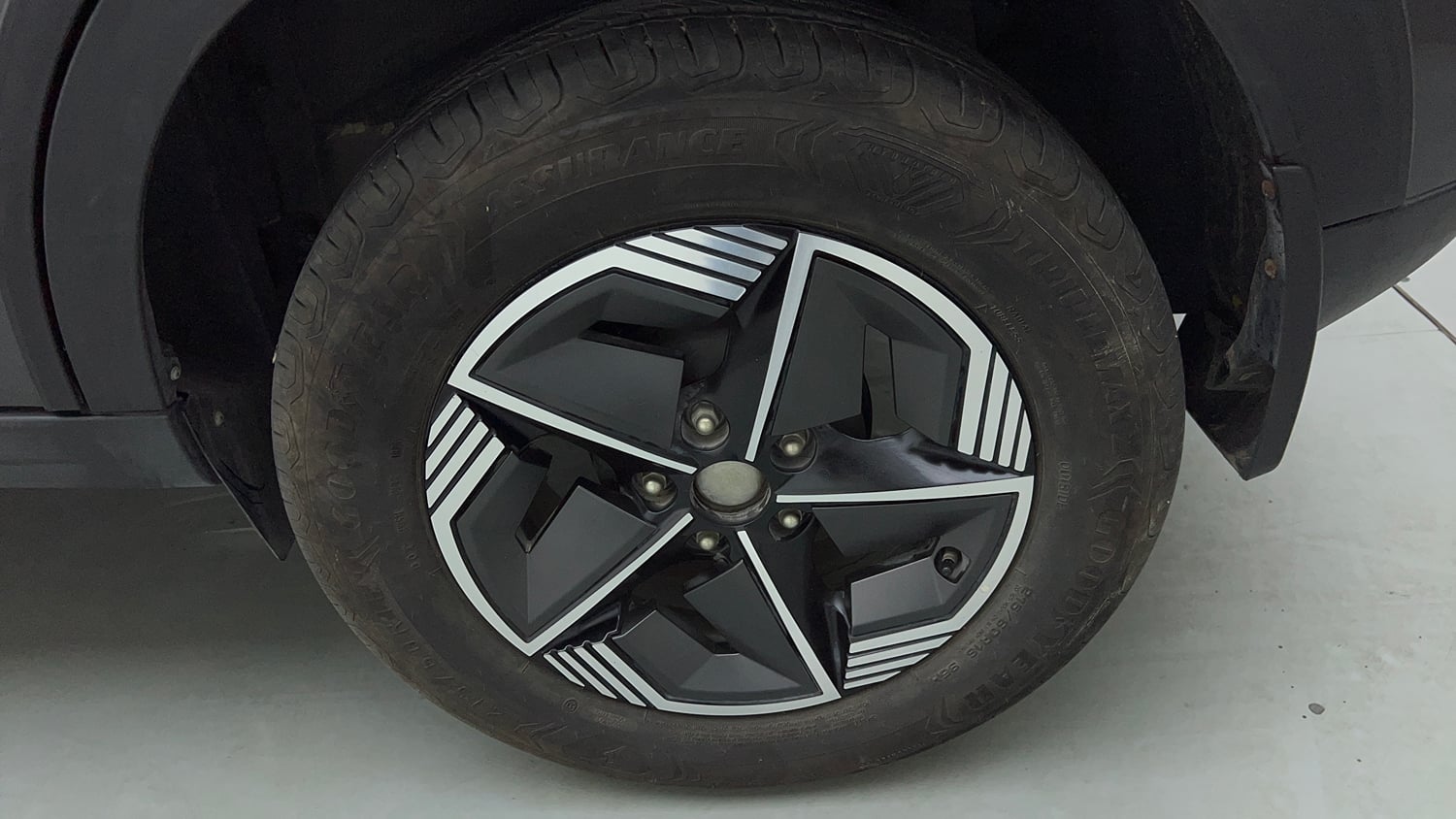 Used 2024 Tata Nexon Creative Plus 1.2 Revotron Petrol 6MT Petrol Manual tyres LEFT REAR TYRE RIM VIEW