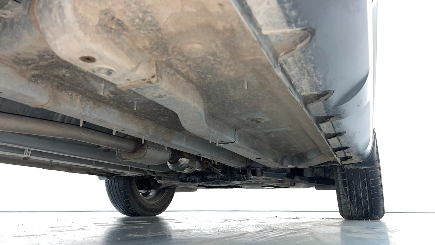 Used 2024 Hyundai Creta SX (O) 1.5 Petrol IVT Petrol Automatic extra REAR RIGHT UNDERBODY VIEW