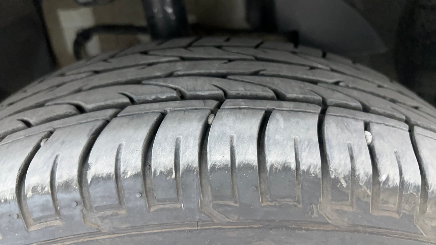 Used 2024 Tata Curvv Creative 1.5 Kryojet Diesel 6MT Diesel Manual tyres RIGHT FRONT TYRE TREAD VIEW
