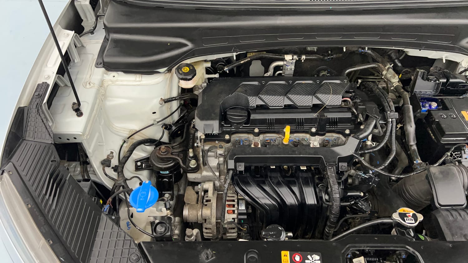 Used 2024 Hyundai Creta SX (O) 1.5 Petrol IVT Petrol Automatic engine ENGINE RIGHT SIDE VIEW