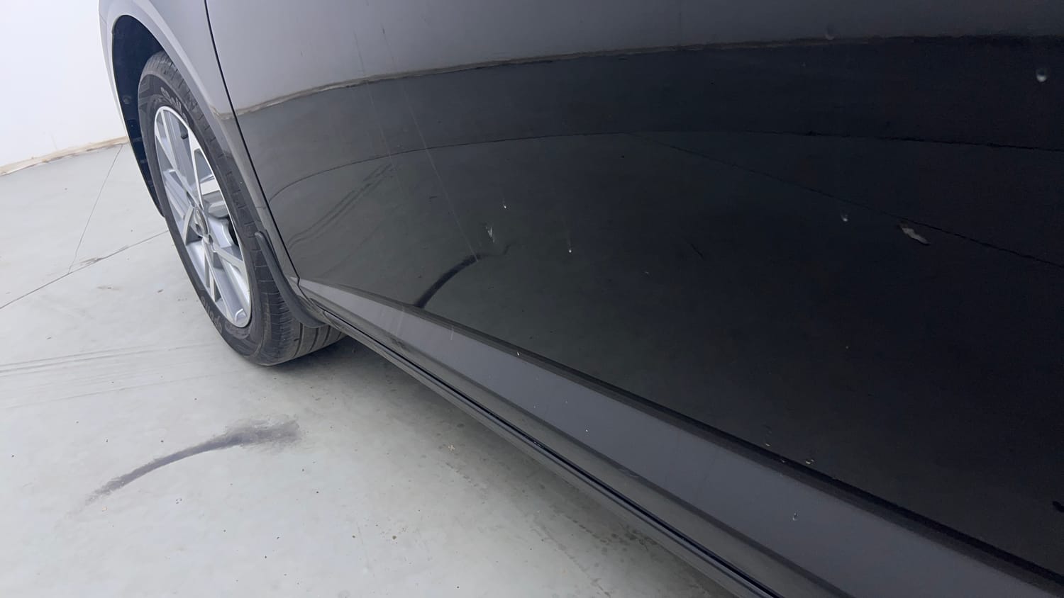 Used 2026 Hyundai Verna SX (O) 1.5 Turbo Petrol MT Petrol Manual dents MINOR DENT