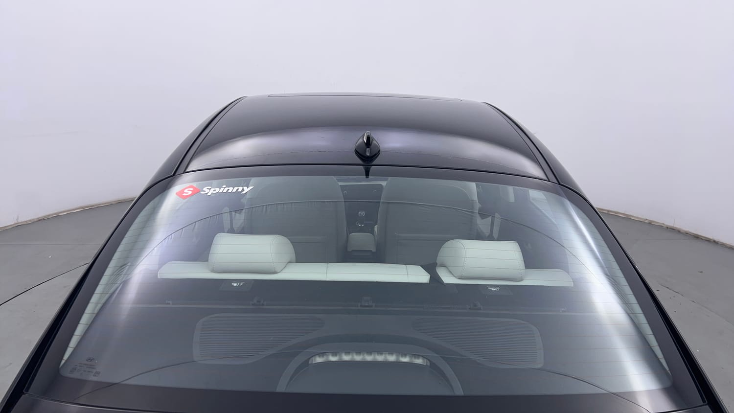 Used 2026 Hyundai Verna SX (O) 1.5 Turbo Petrol MT Petrol Manual exterior BACK WINDSHIELD VIEW
