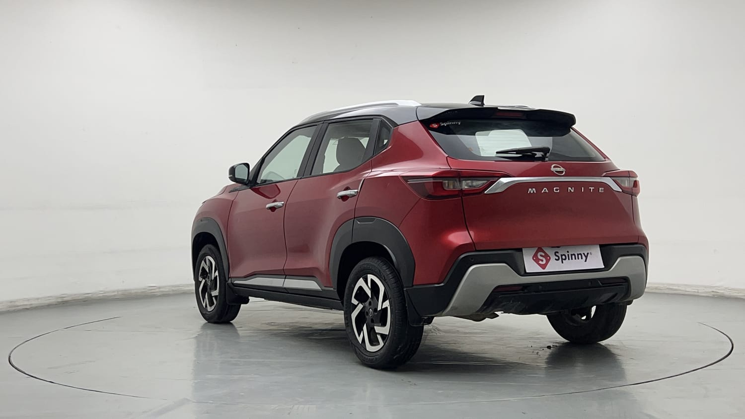 Used 2023 Nissan Magnite XV Dual Tone Petrol Manual exterior LEFT REAR CORNER VIEW