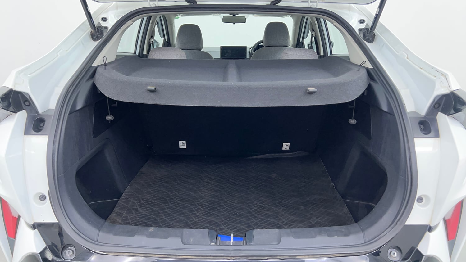 Used 2024 Tata Curvv Creative 1.5 Kryojet Diesel 6MT Diesel Manual interior DICKY INSIDE VIEW
