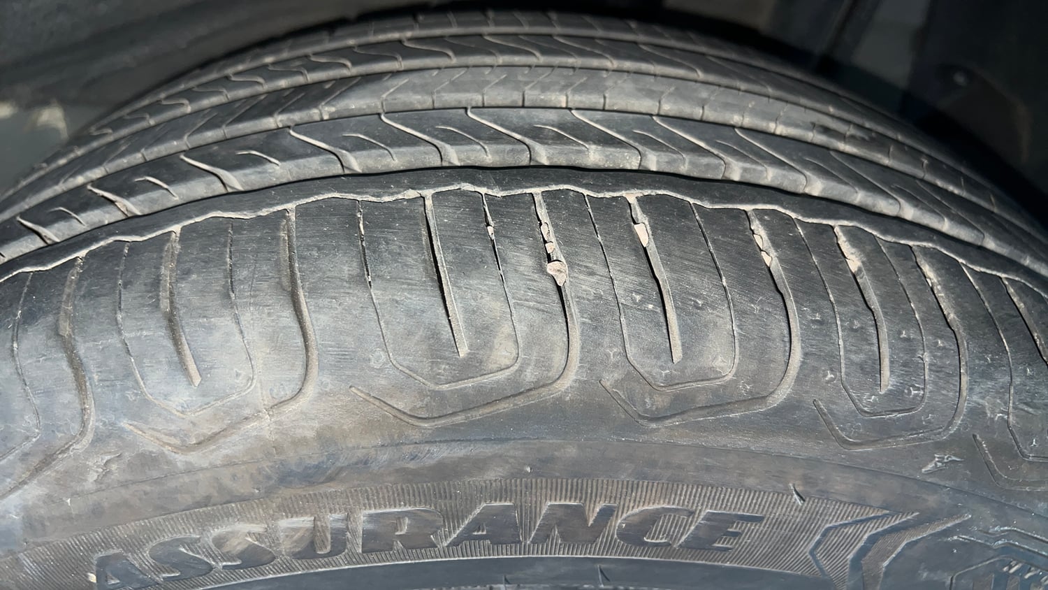 Used 2024 Tata Nexon Creative Plus 1.2 Revotron Petrol 6MT Petrol Manual tyres LEFT REAR TYRE TREAD VIEW