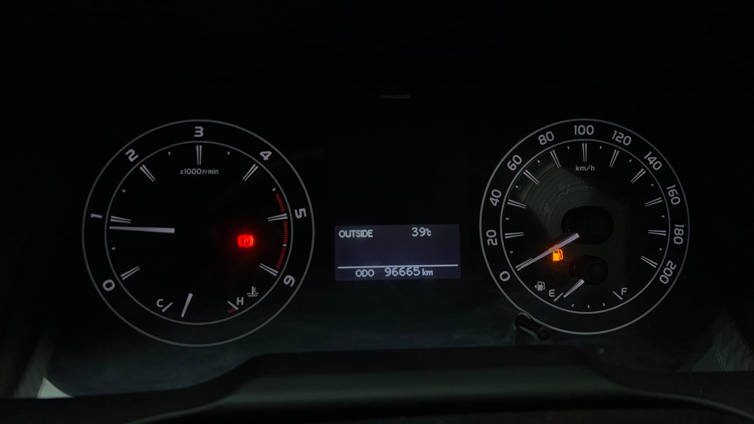 Used 2017 Toyota Innova Crysta 2.4 G 8 STR Diesel Manual interior CLUSTERMETER VIEW