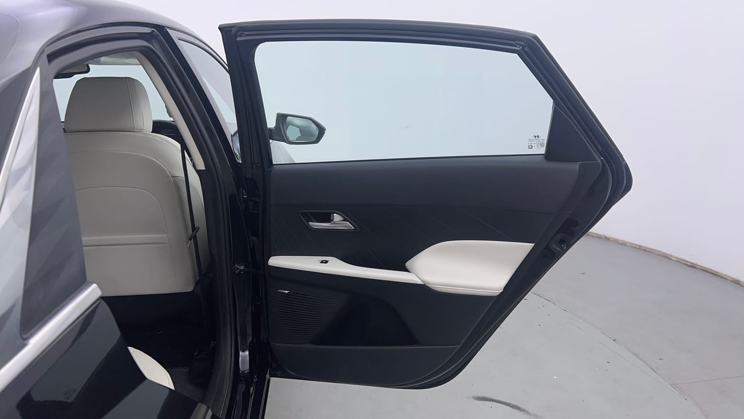 Used 2026 Hyundai Verna SX (O) 1.5 Turbo Petrol MT Petrol Manual interior RIGHT REAR DOOR OPEN VIEW