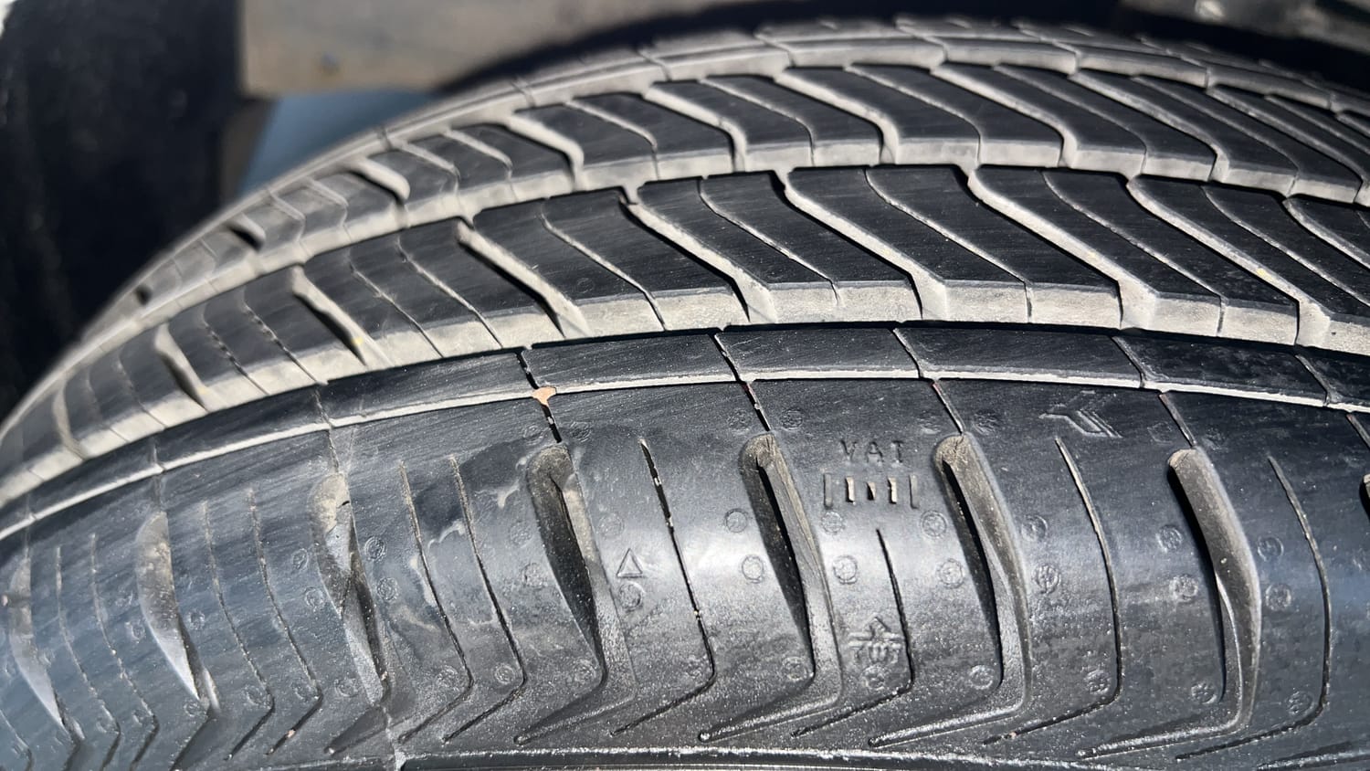 Used 2018 Maruti Suzuki Celerio ZXi Petrol Manual tyres LEFT FRONT TYRE TREAD VIEW