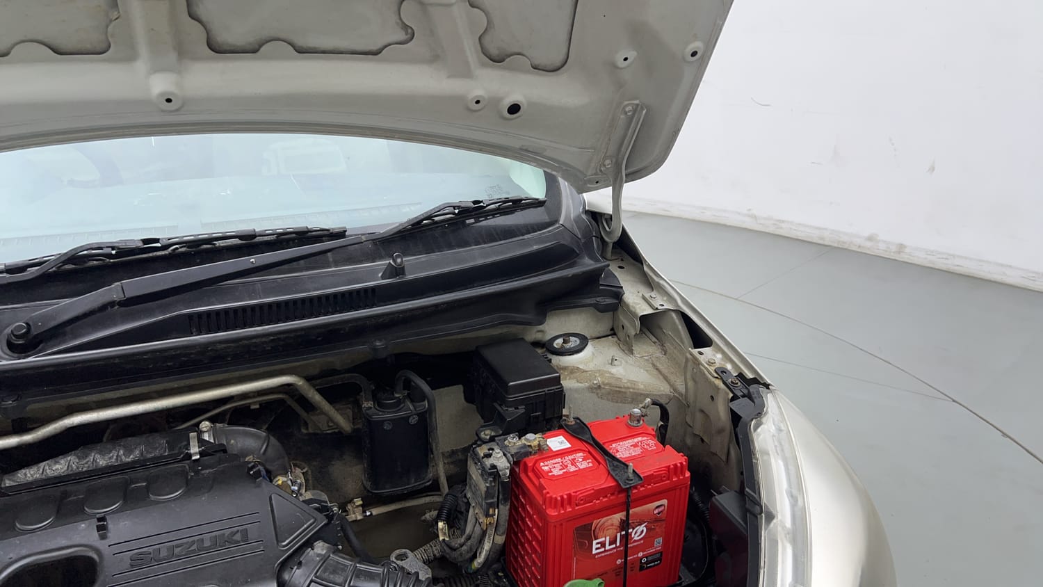 Used 2018 Maruti Suzuki Celerio ZXi Petrol Manual engine ENGINE LEFT SIDE HINGE & APRON VIEW