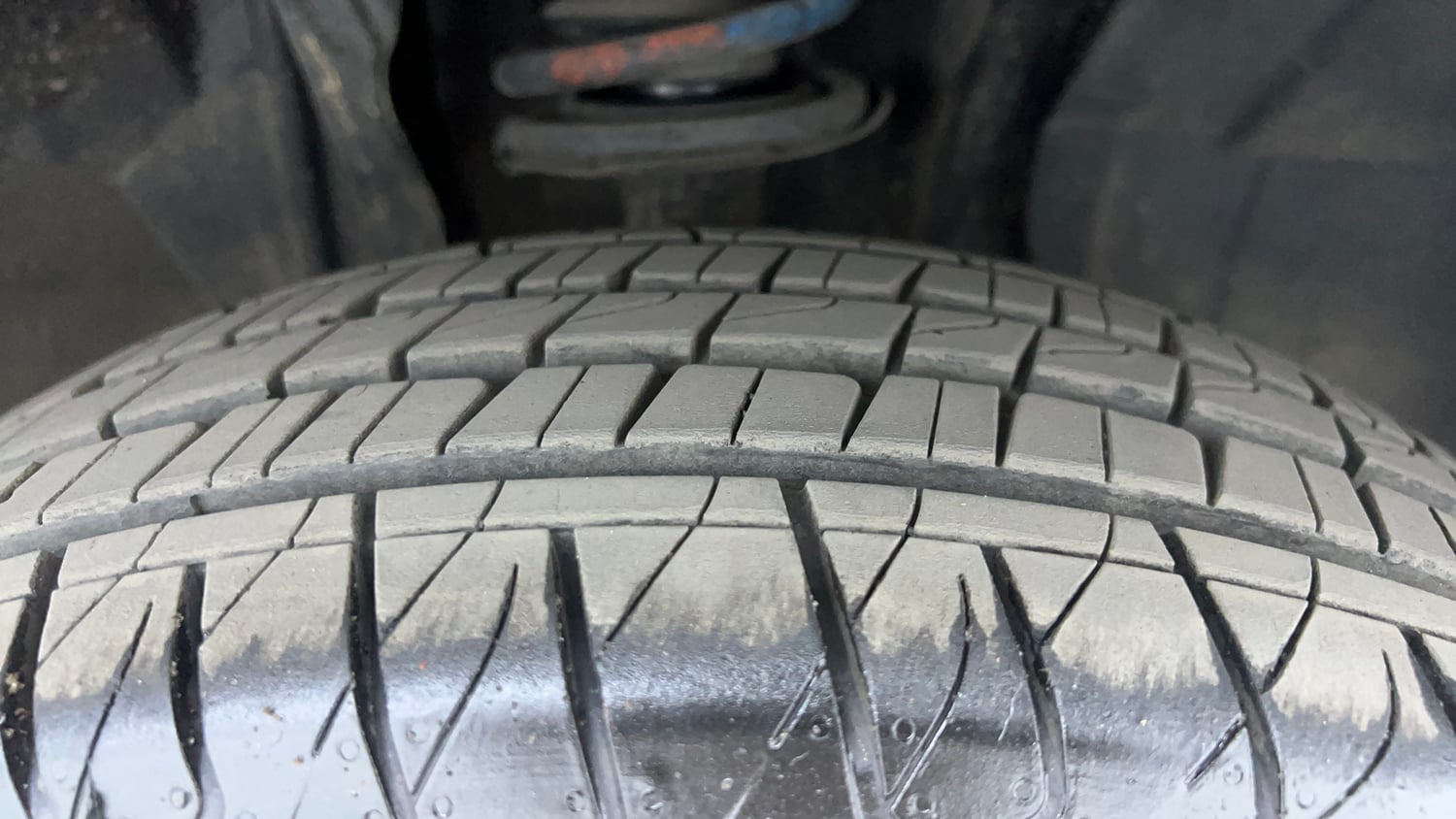 Used 2021 Nissan Magnite XV Turbo Petrol Manual tyres RIGHT FRONT TYRE TREAD VIEW