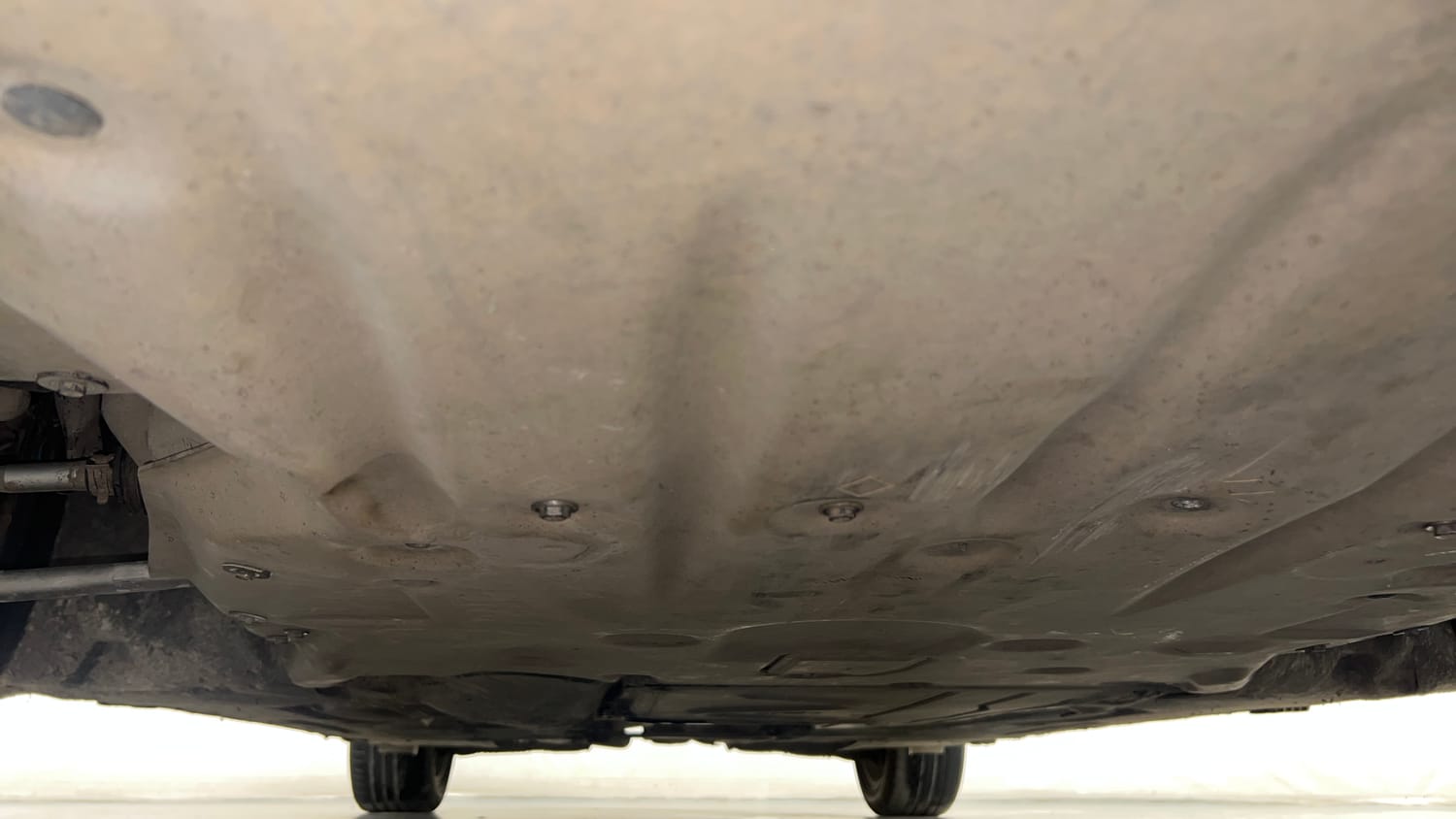 Used 2019 BMW 3 Series 320d Luxury Line Diesel Automatic extra FRONT LEFT UNDERBODY VIEW