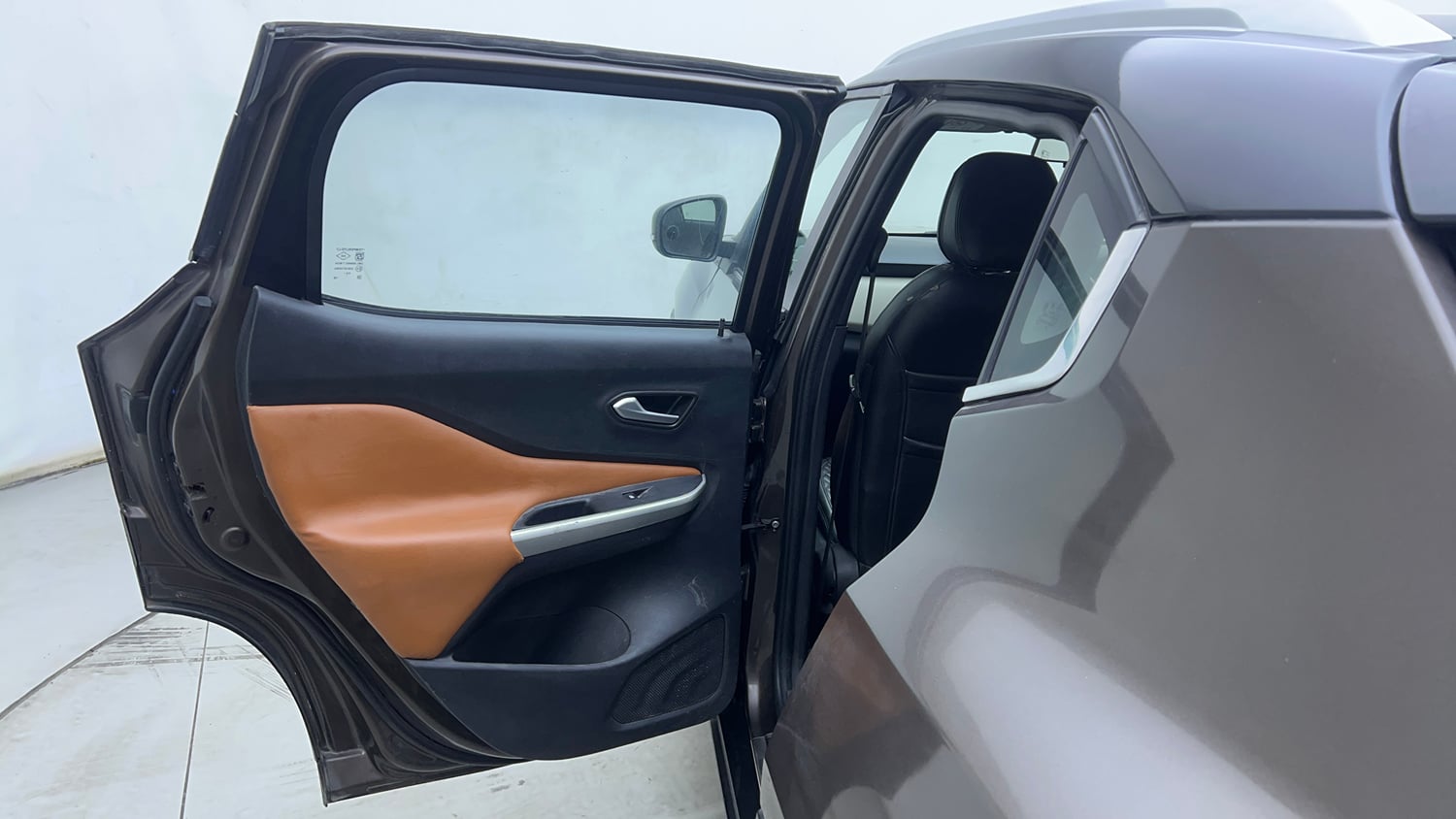 Used 2021 Nissan Magnite XV Turbo Petrol Manual interior LEFT REAR DOOR OPEN VIEW