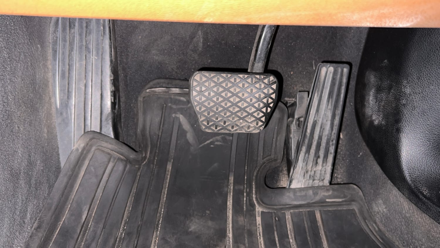 Used 2019 BMW 3 Series 320d Luxury Line Diesel Automatic interior PEDALS VIEW