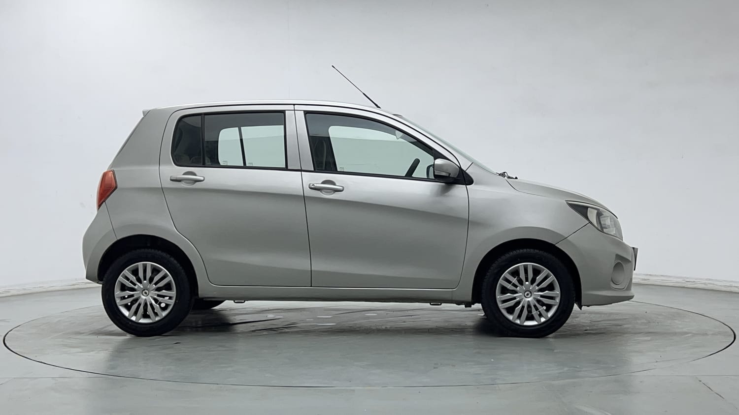 Used 2018 Maruti Suzuki Celerio ZXi Petrol Manual exterior RIGHT SIDE VIEW