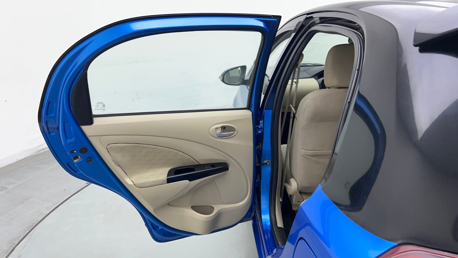 2017 Toyota Etios Liva V Dual Tone-22