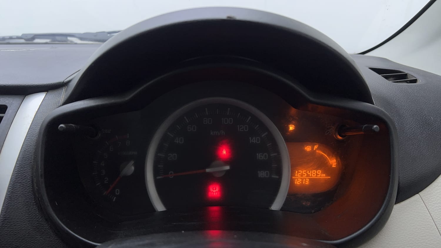 Used 2018 Maruti Suzuki Celerio ZXi Petrol Manual interior CLUSTERMETER VIEW