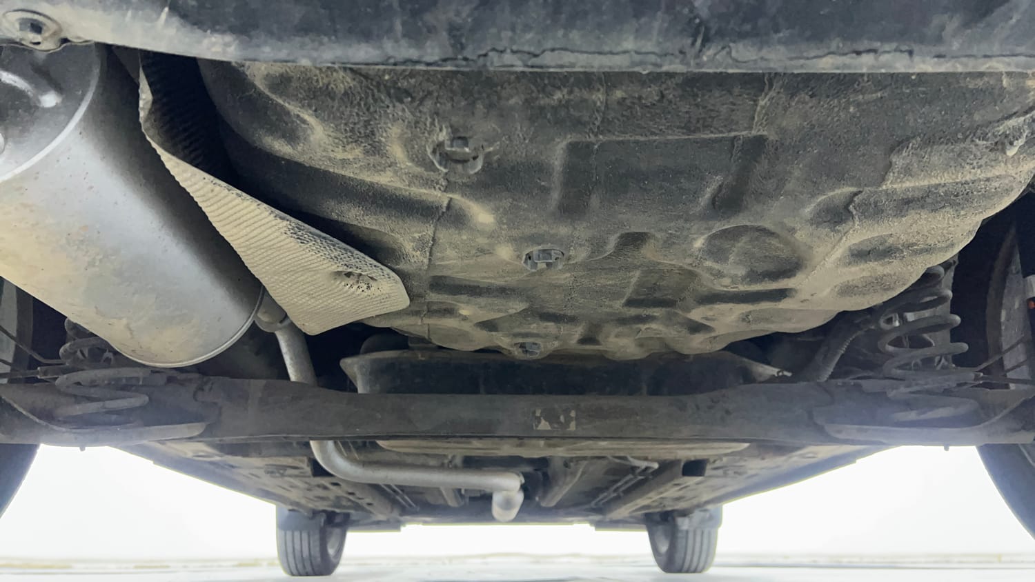 Used 2021 Nissan Magnite XV Turbo Petrol Manual extra REAR UNDERBODY VIEW (TAKEN FROM REAR)